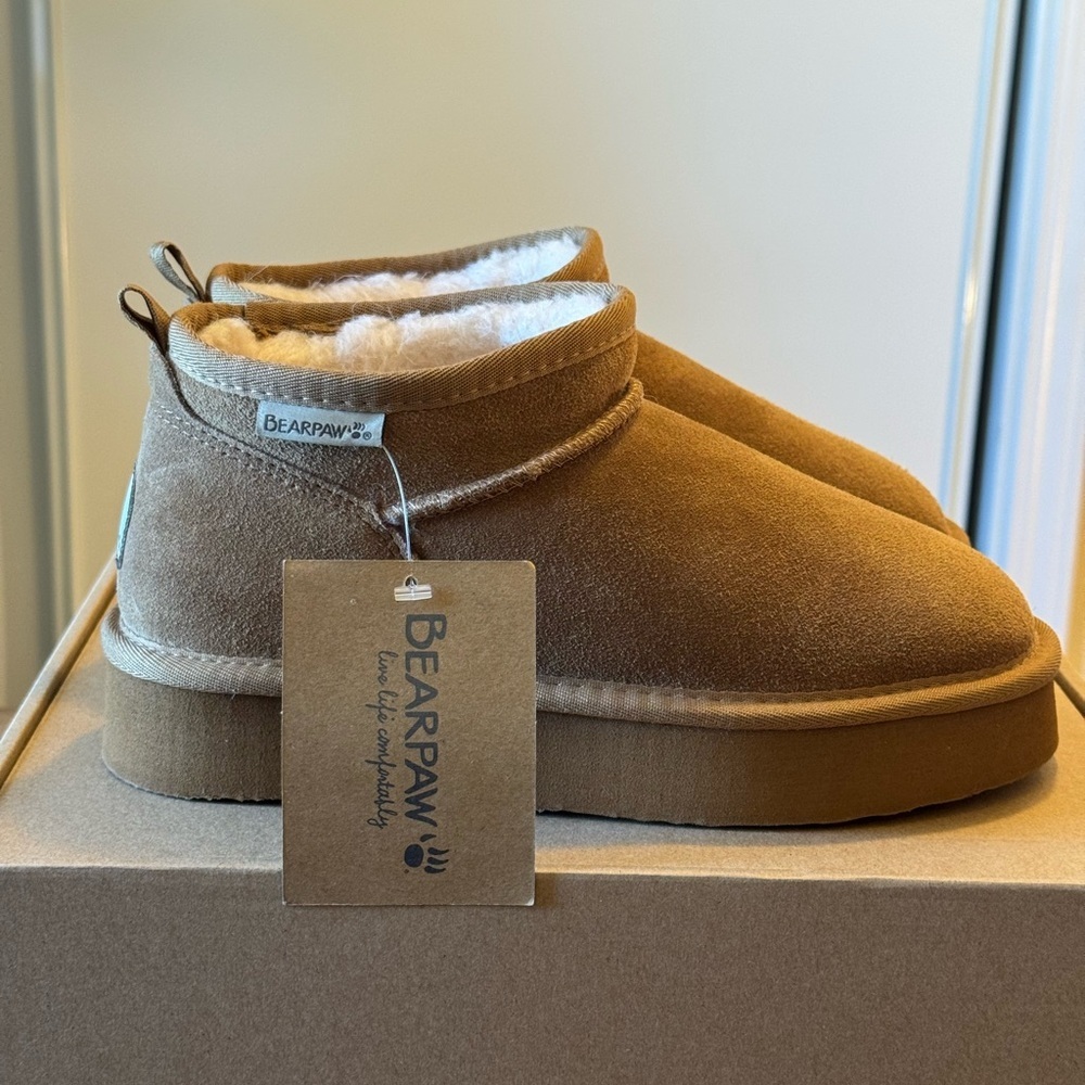 BearPaw Honor Retro Shorty Boot